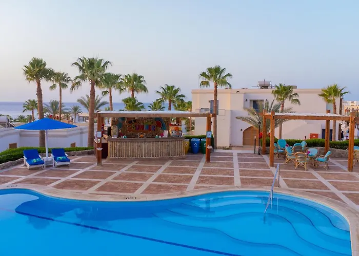 Club Reef & 4* Şarm El-Şeyh