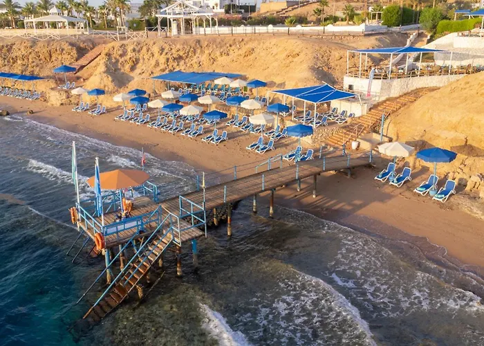Club Reef & 4* Şarm El-Şeyh