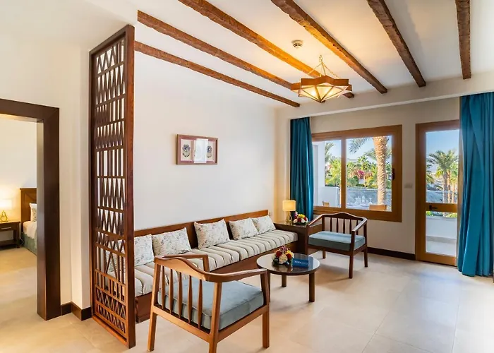 Club Reef & 4* Şarm El-Şeyh